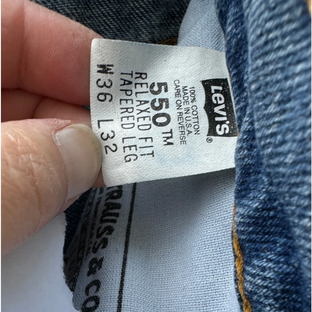 Levi’s 550 SEE PICS for Condition- label 36” x 30” actual is 34”x30.5”
